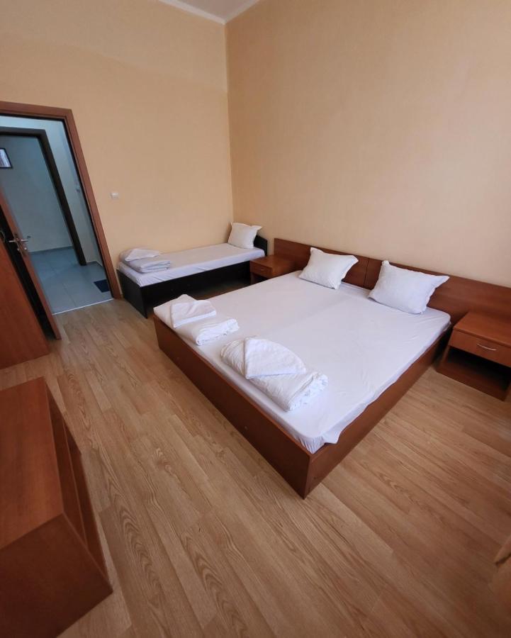 Provans Famili Hotel Letnitsa Exterior foto