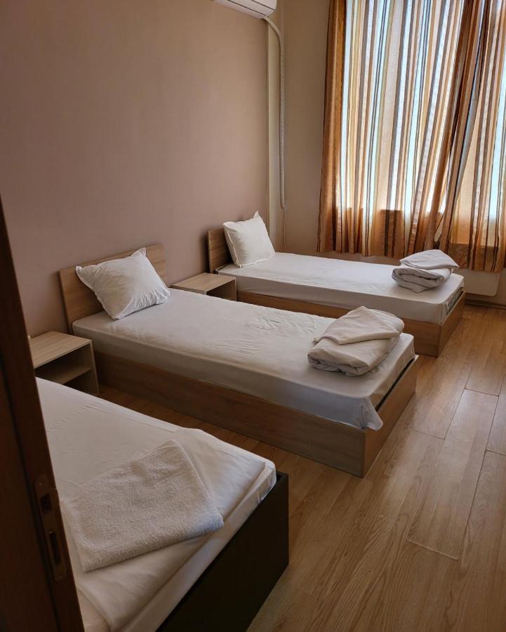 Provans Famili Hotel Letnitsa Exterior foto